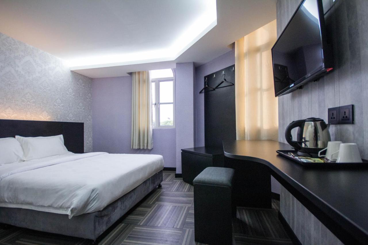 S Hotel Seberang Jaya Eksteriør billede