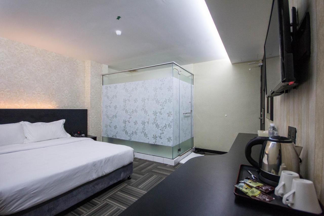 S Hotel Seberang Jaya Eksteriør billede